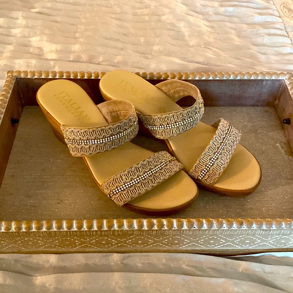 Nude sandals